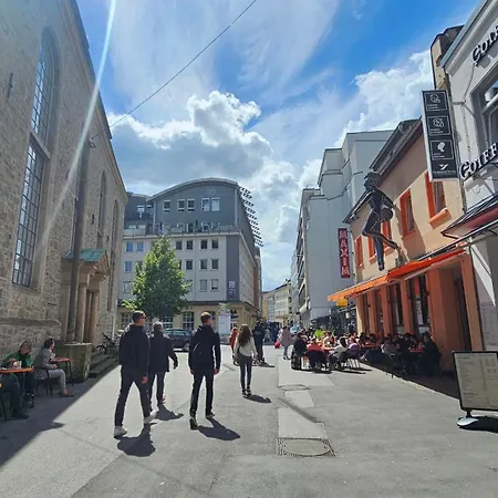 Charm - Bedroom & Kitchen Near The Main Station Hauptbahnhof *