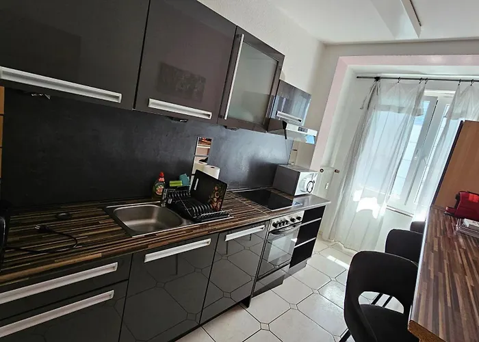 Daire Charm - Bedroom & Kitchen Near The Main Station Hauptbahnhof *